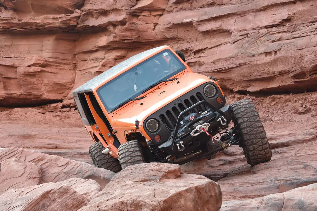 Core4X4 Jeep on rocks